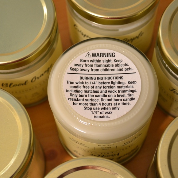 Lemongrass Soy Wax Candle 8oz - Picture 4 of 5